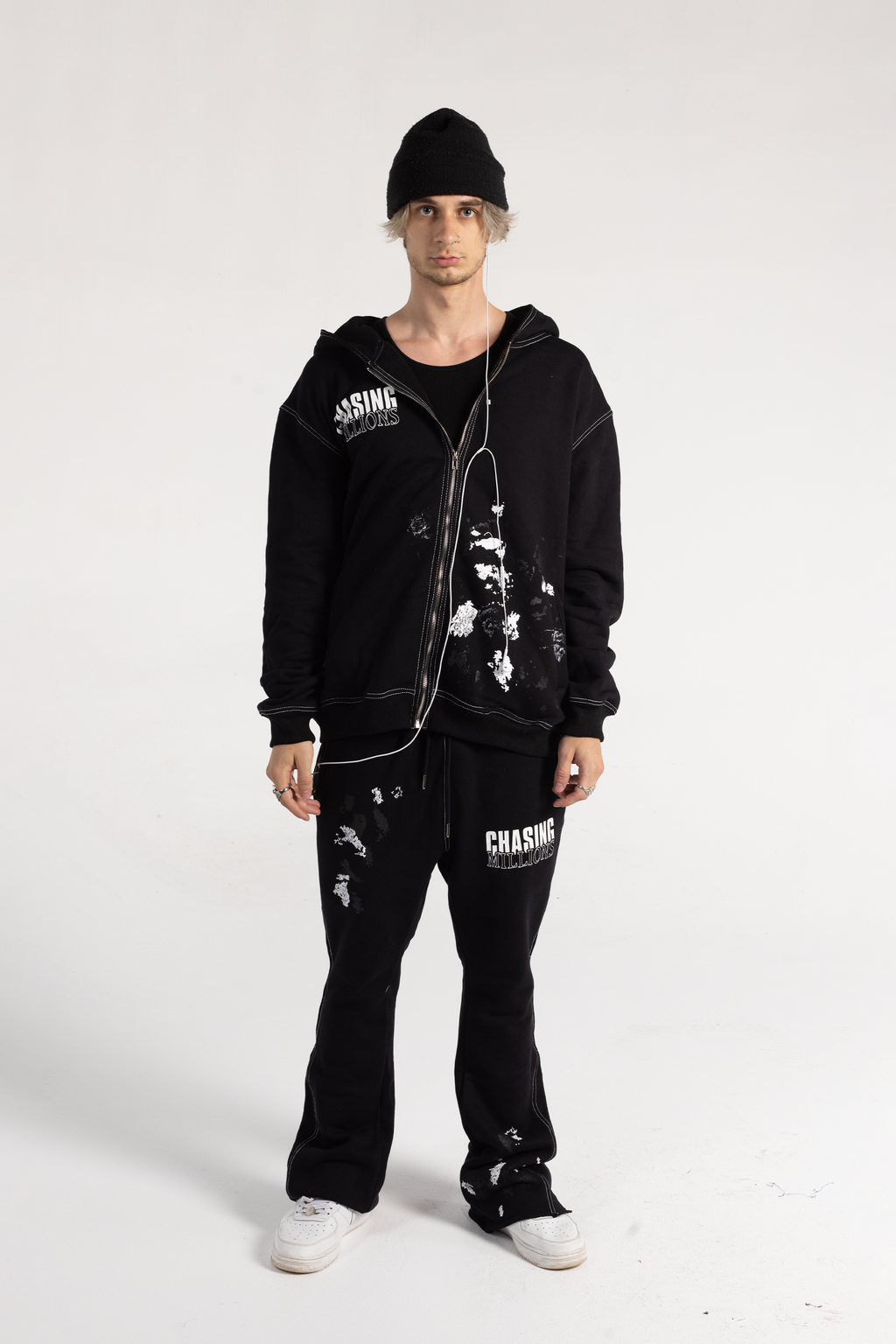 PAINT SPLATTER FLARED SWEATSUIT