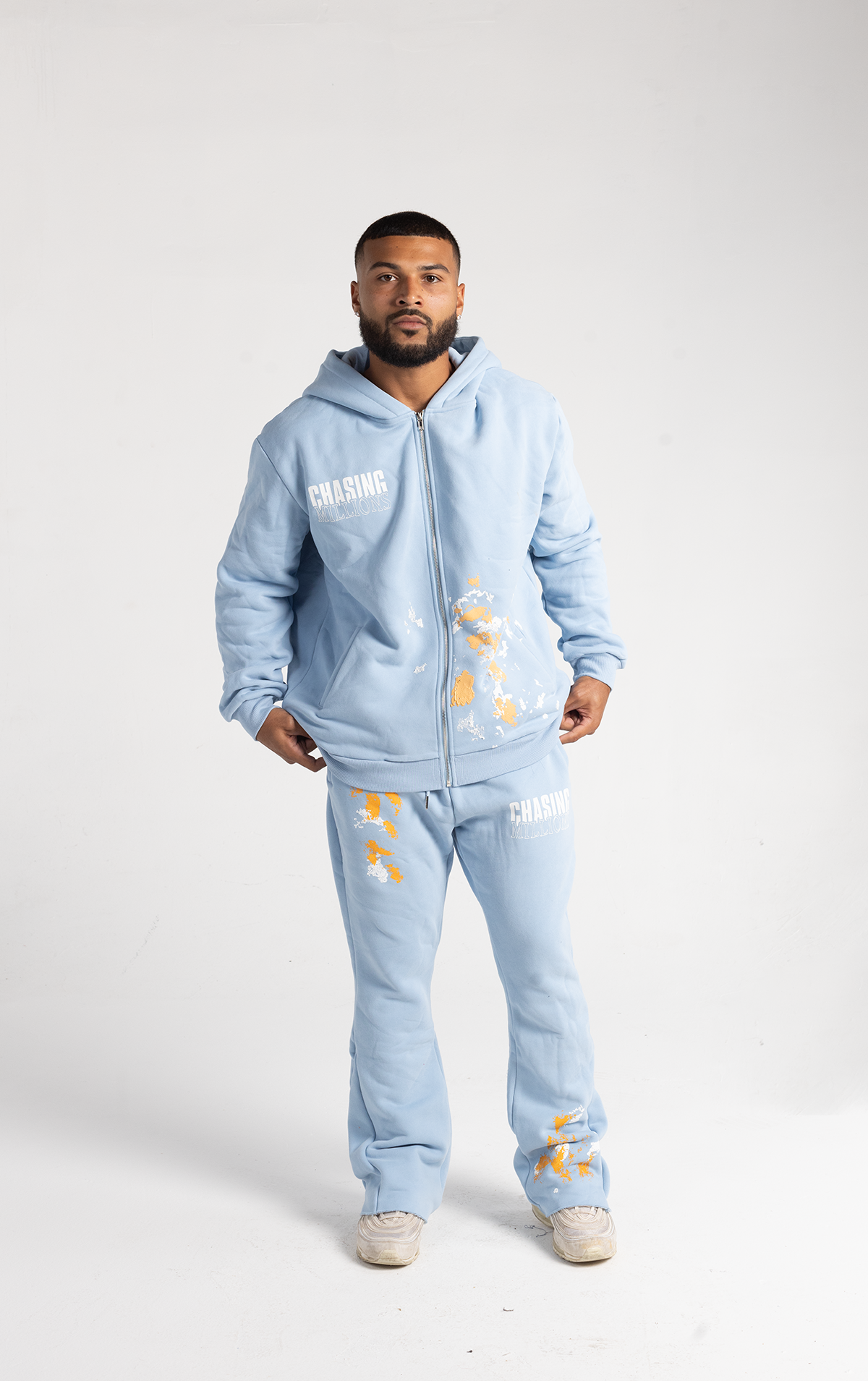 PAINT SPLATTER FLARED SWEATSUIT